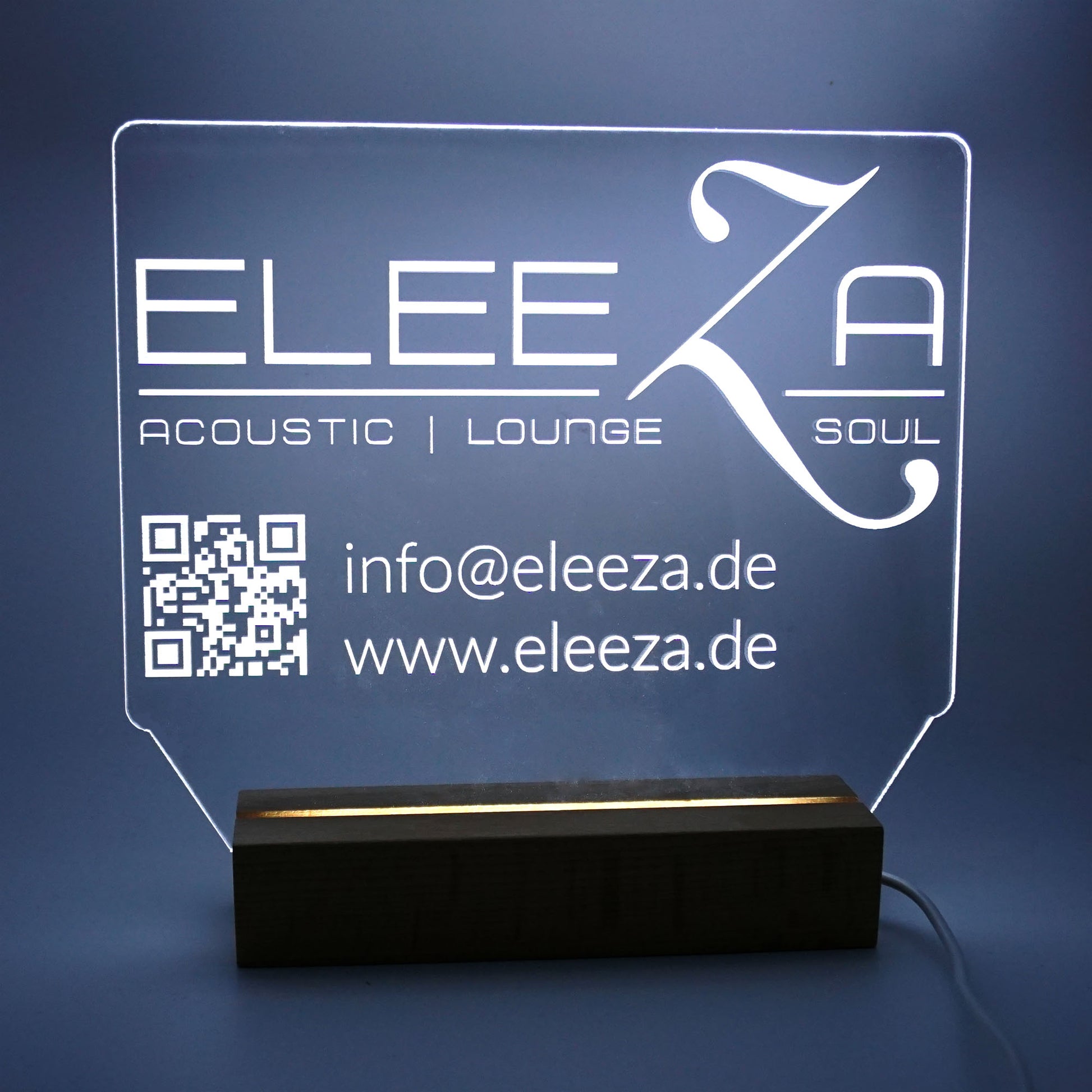 Acrylglas-Leuchtschild mit QR-Code